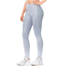 Load image into Gallery viewer, FLEXMEE 946137 High-Rise Shimmer Silver Sports Leggings