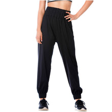Load image into Gallery viewer, FLEXMEE  952054 High-Waisted Black Joggers