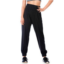 Load image into Gallery viewer, FLEXMEE  952054 High-Waisted Black Joggers
